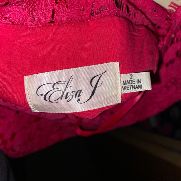 👗 Pink Dress - Picture 4 of 4